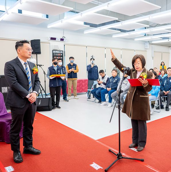 龍潭區新任區長鄧昱綵就職 蘇俊賓期許攜手推動區域發展