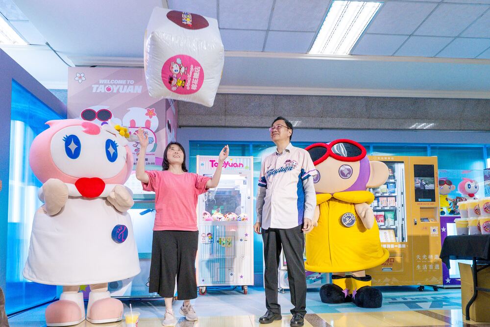 桃市府「智慧1號店」辦母親節快閃