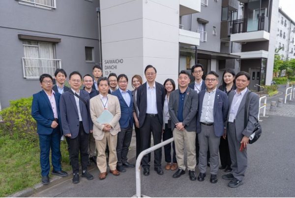 張善政考察日本社宅 借鏡四大政策打造社宅生活圈服務體系