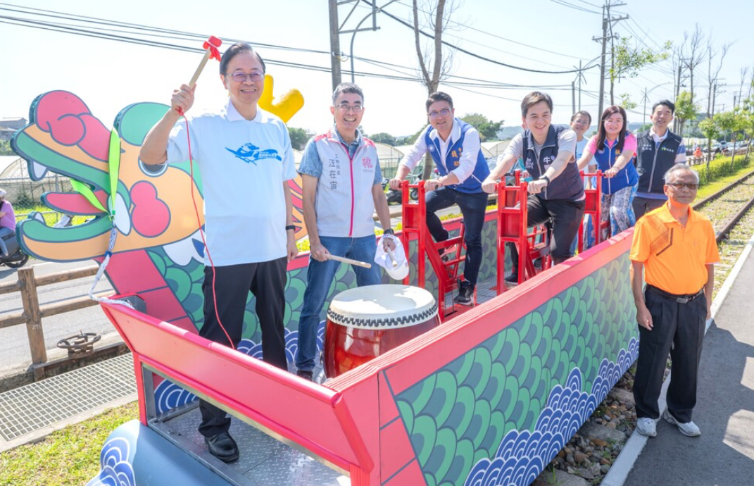 全國首創 陸上鐵道龍舟在桃園