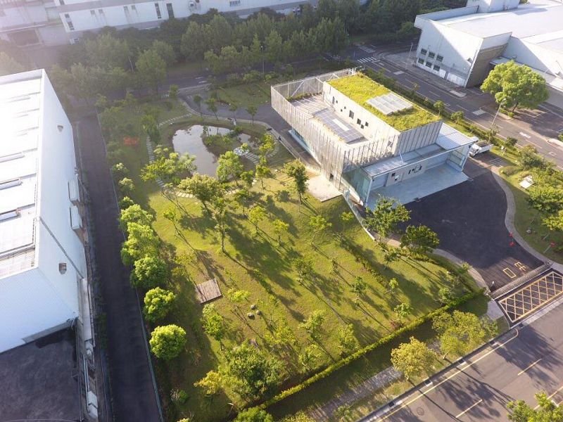 全國唯一 桃園柴油車排煙檢測站榮獲「第1+級近零碳建築」認證