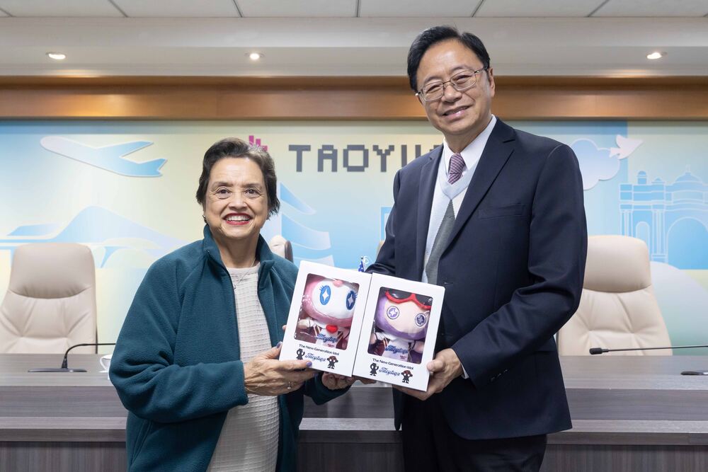 美國關島總督古蕾露率團訪桃