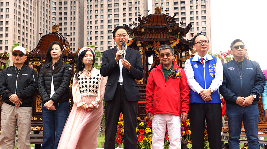 景福宮祈安遶境踩街場面盛大