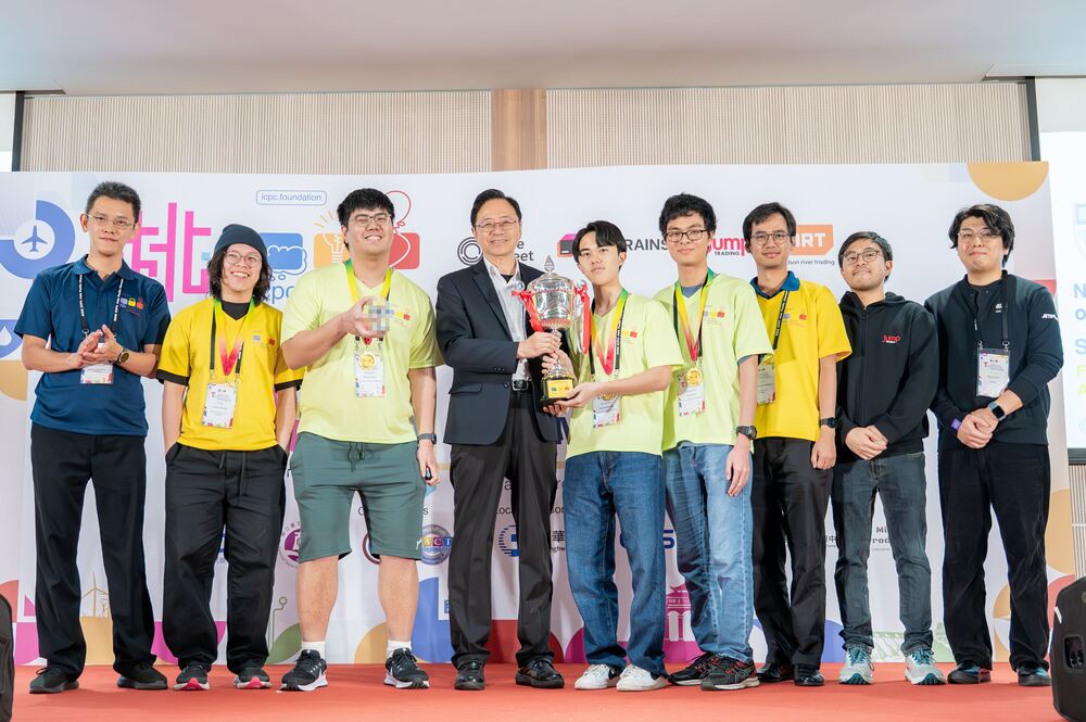 ICPC亞太錦標賽落幕 張善政頒發總冠軍