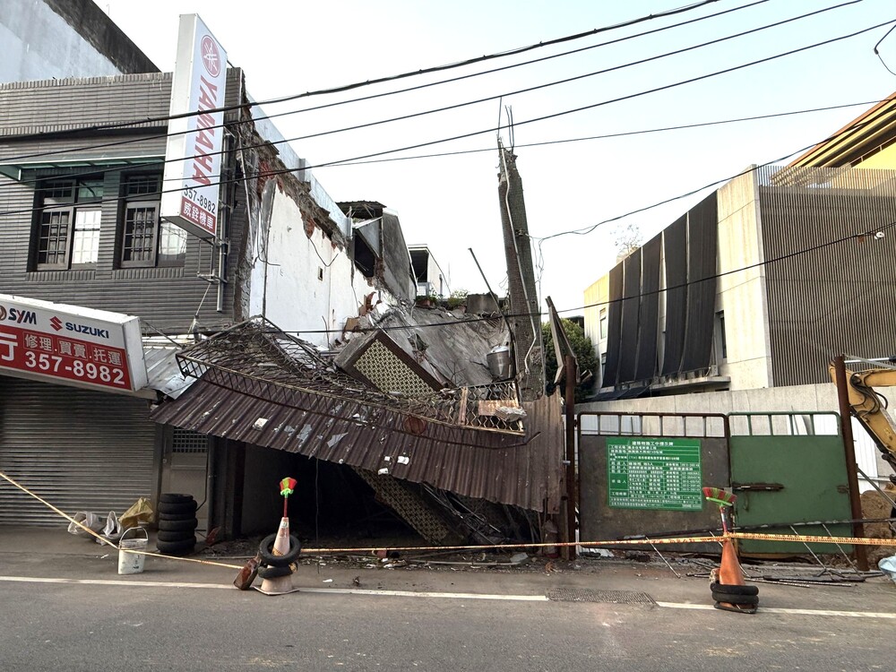 透天住宅工地開挖導致鄰房坍塌 建管處要求停工