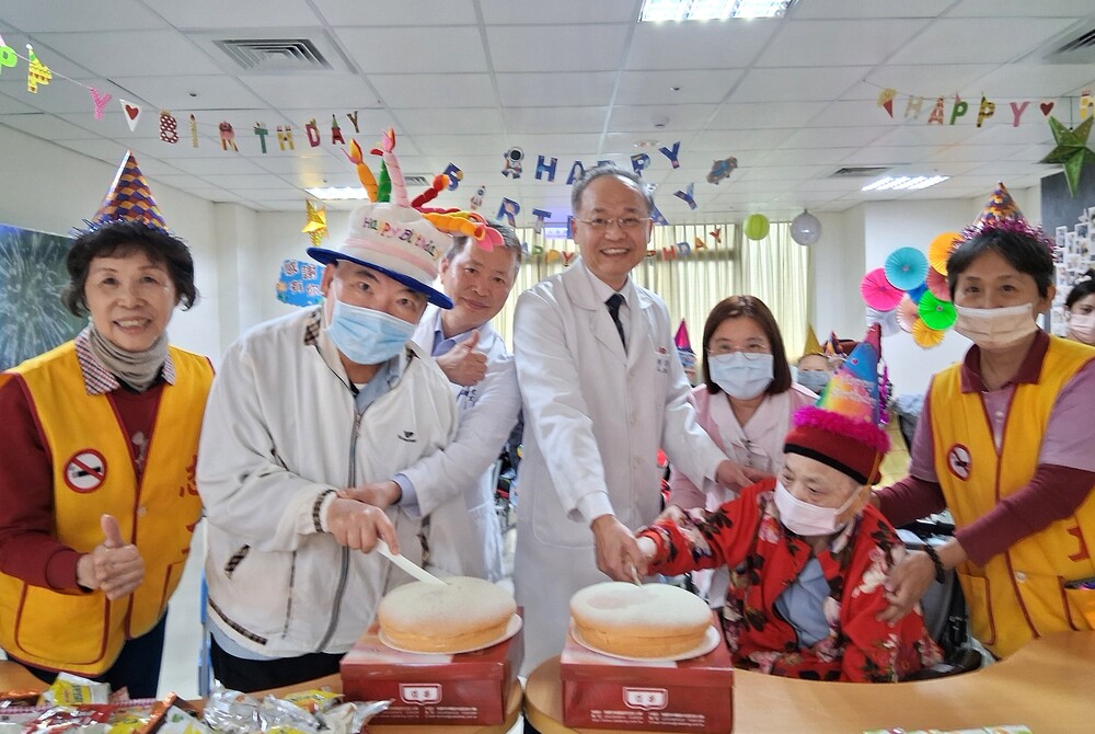 北榮桃園分院慶生會 共度歡樂時光
