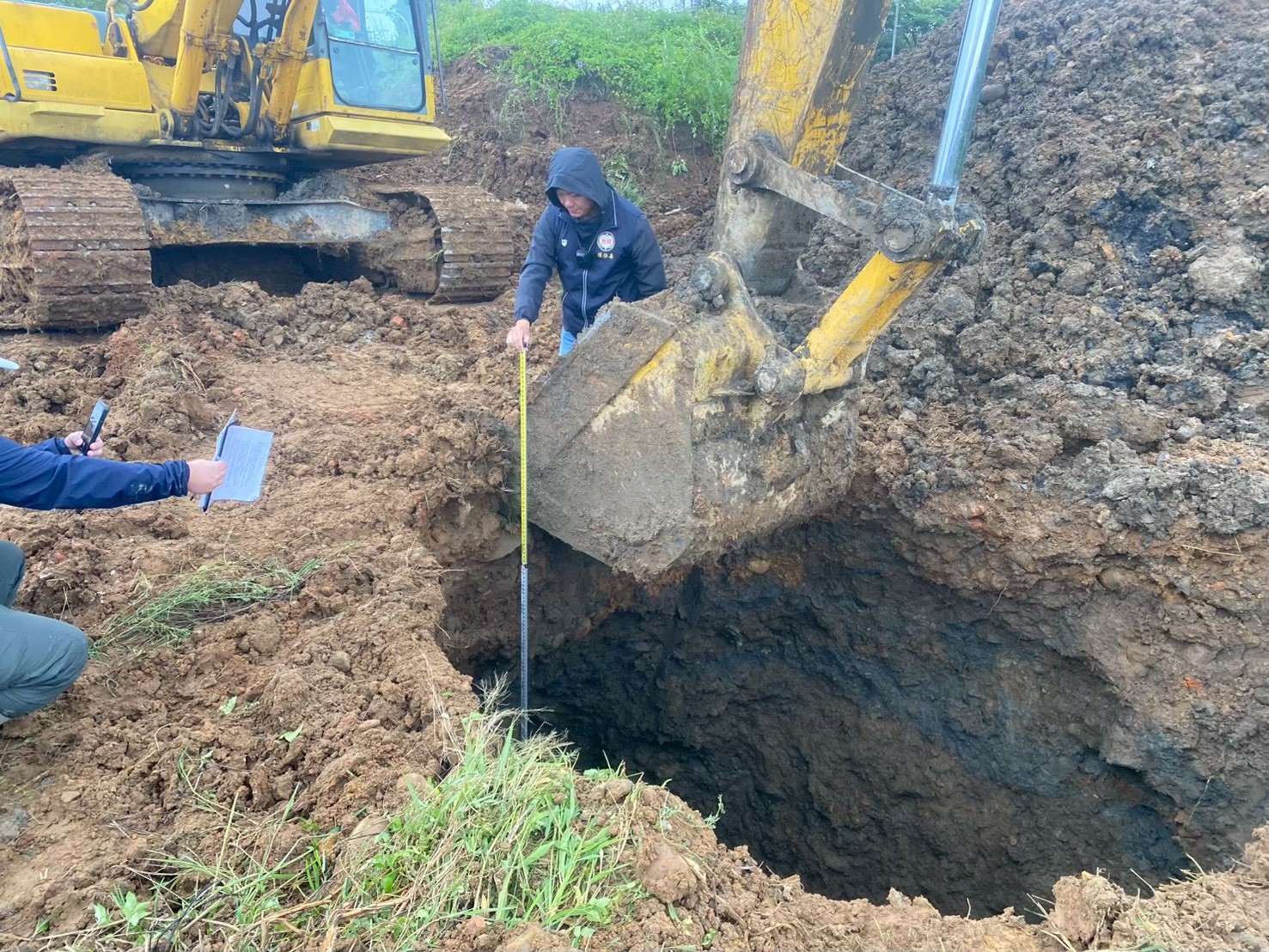 地主勾結黑心集團農地變廢棄物坑 桃檢署：求重量刑