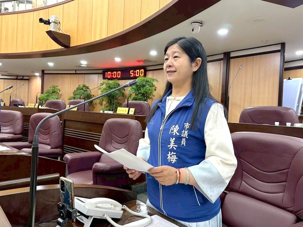 陳美梅要求交通與生活機同步規劃以均衡城市發展