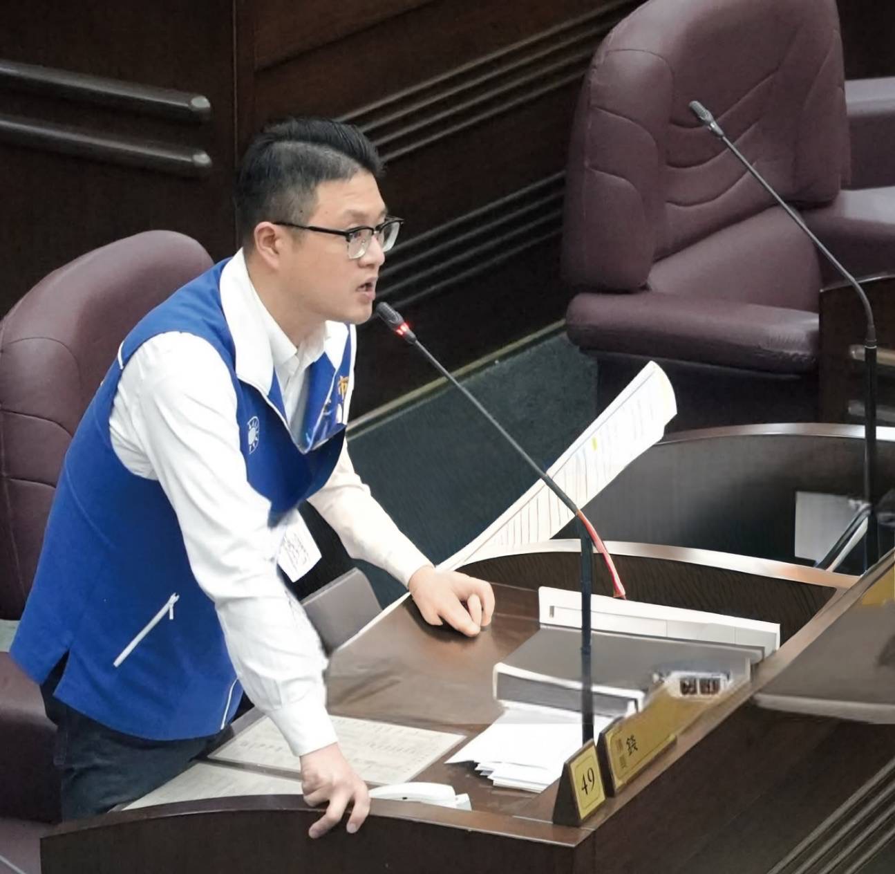 錢龍議會質詢警察局 持續爭取警勤待遇接軌雙北